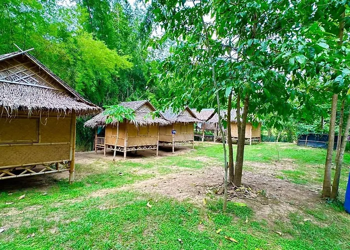 Tid-jai At Suan Phueng 3*