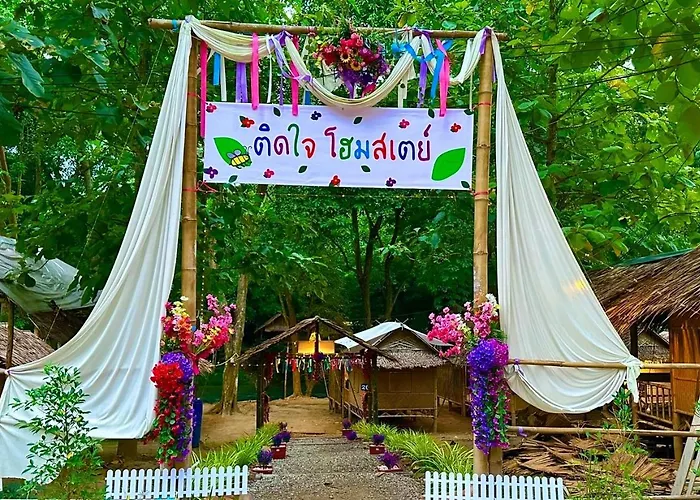 รีสอร์ท Tid-jai At Suan Phueng
