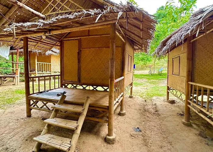 รีสอร์ท Tid-jai At Suan Phueng 3*