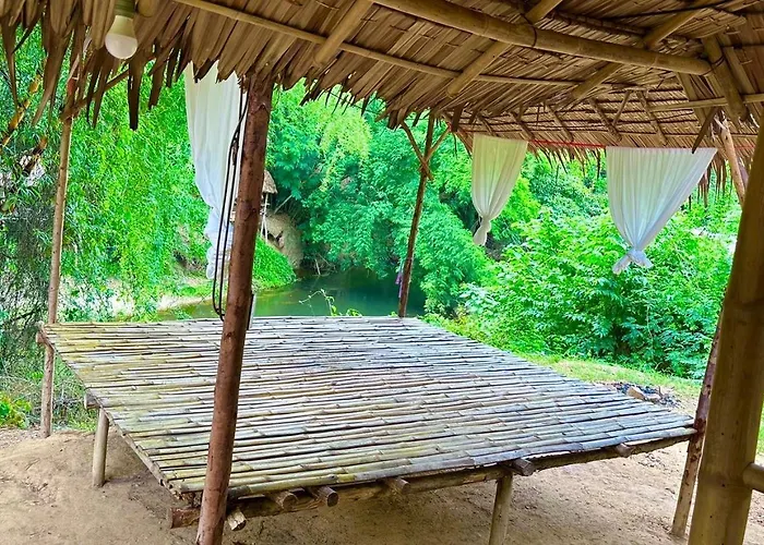 Tid-jai At Suan Phueng Ban Bo (Ratchaburi)