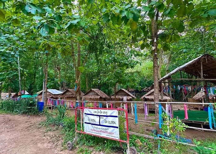 Tid-jai At Suan Phueng รีสอร์ท 3*