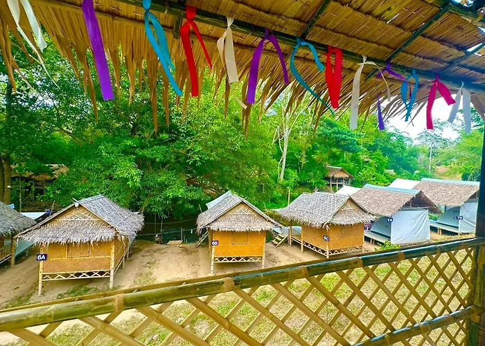 Tid-jai At Suan Phueng Ban Bo (Ratchaburi)