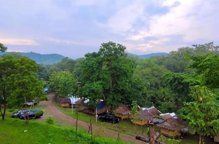 รีสอร์ท Tid-jai At Suan Phueng