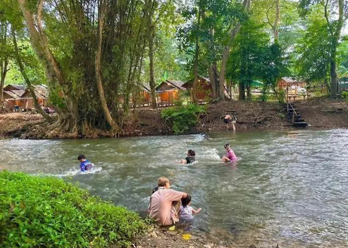 Tid-jai At Suan Phueng